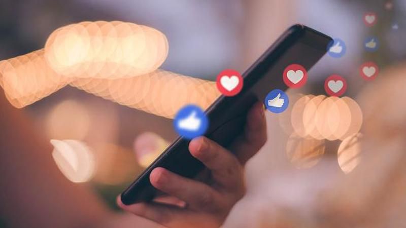 Sosyal medya mesaisi hız kazandı:Sahte içerikten kullanıcı sorumlu olacak