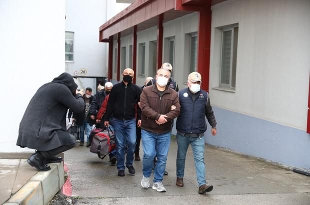Adana'da FETÖ hükümlüsü 6 eski polis yakalandı
