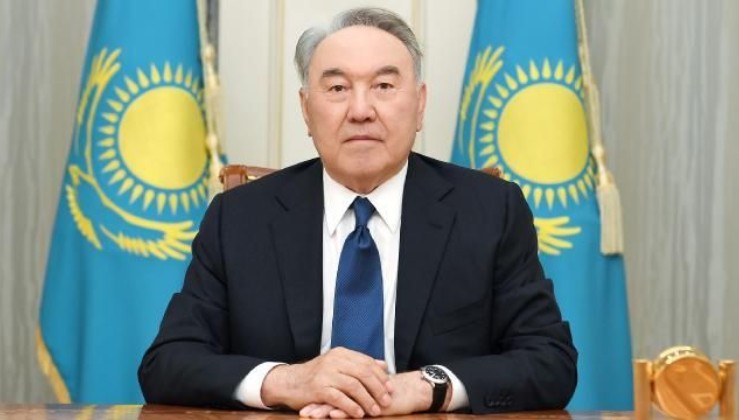 Kazakistan'da Nazarbayev'in siyasi yetkileri kaldırıldı